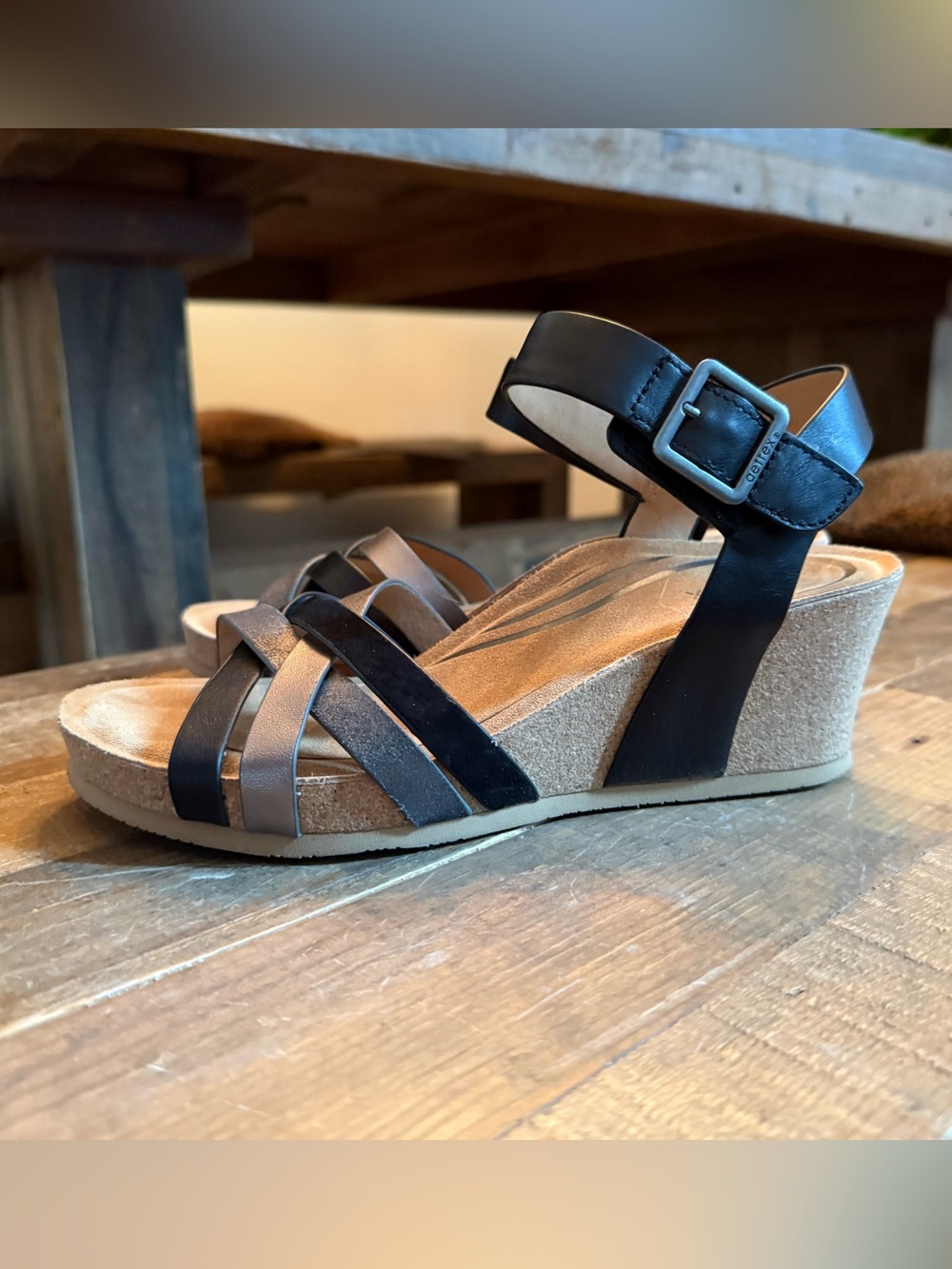 Aetrex Black Strappy Comfort Wedge Sandals 37 - worn once! - Picture 3 of 5